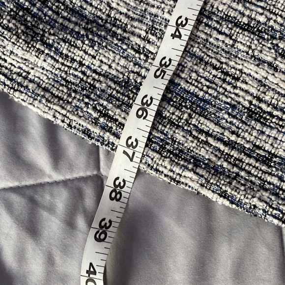 Max Studio White and Blue Textured Fit and Flare Cap Sleeve Short Dress - Picture 15 of 16